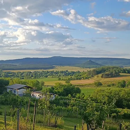 Csendar Haz 아파트 Diszel