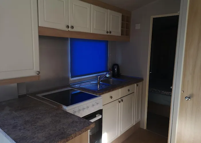 Csendar Haz * Diszel