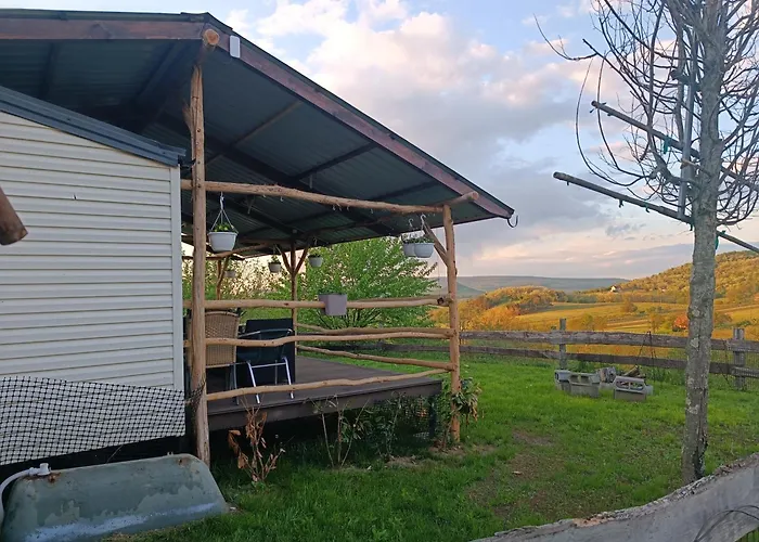 アパート Csendar Haz